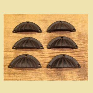 Six (6) Antique Cast Iron 4" wide Seashell Drawer Pulls Six (6) 0184-0034